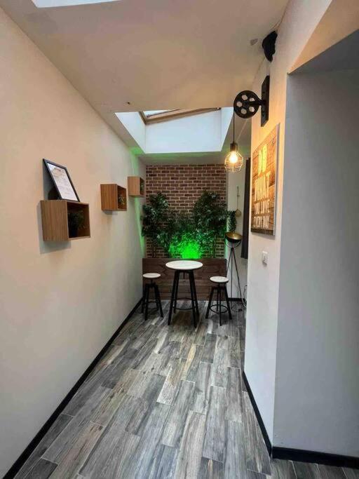 Loft De Courcaille - Balneo - Free Parking - Wifi Leilighet Orléans Eksteriør bilde